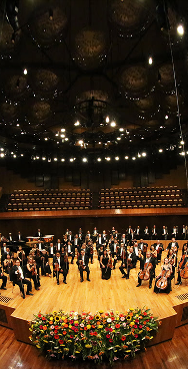 Orquesta Filarmónica de la UNAM y Betty Garcés / Soprano 